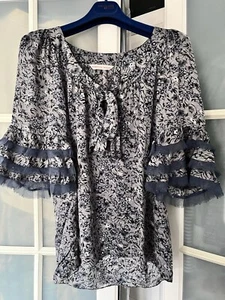 Rebecca Taylor 100% Soft Silk Grey Blue Floral Top With Tiered Sleeves Size 12 M - Picture 1 of 10