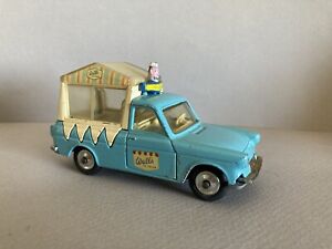 Corgi Toys Wall's Ice Cream Van On Ford Thames #447 Original GT Britain 1965