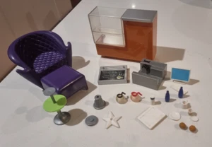 Bratz Life Style e-Cafe! 2004 INCOMPLETE SET - Picture 1 of 4