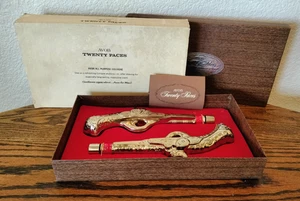 Vtg Avon "Twenty Paces" Men's Full Leather Cologne Dueling Pistols 10" In Box - Picture 1 of 10