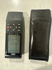 Garmin GPS 38 GPS38 Handheld Hiking Geocaching Personal Navigation Device - Picture 1 of 6