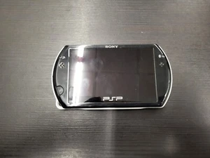Console Playstation portable PSP Go en loose - Picture 1 of 3