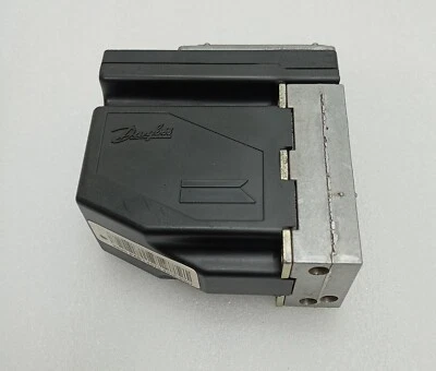 DANFOSS SAUER DANFOSS VENTIL MAGNETVENTIL 157B4888 / 24V (EXPRESSVERSAND) - Image 1 of 4