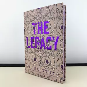 Elle Kennedy The Legacy Bookish Box Special Edition Off-Campus 5 Stenciled Edges - Picture 1 of 21