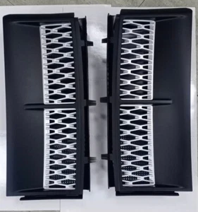 MIT MATT BLACK/SILVER SIDE FENDER VENT GRILLE L322 SUPERCHARGED MODEL 2006-2012 - Bild 1 von 4
