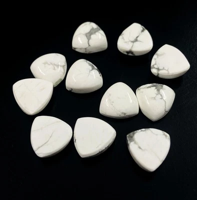 Natural Howlite Trillion Cabochon Gemstone 5mm–20mm Healing Gemstones - Image 1 of 4