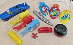 TOYS!! MAJORETTE LIMOSINE, TOOTSIE TOY K880, MOLDED HORSE/WAGON, TIN COWBOYS... - Picture 1 of 11