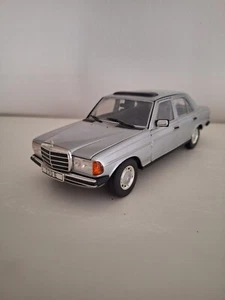 revell mercedes-benz w123 modelo 230e 1:18 ¡muy bonito! - Imagen 1 de 8