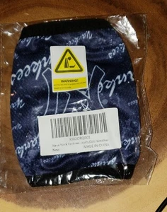 NEW YORK YANKEES FACE MASK NEW & OFFICIALLY LICENSED - Picture 1 of 2