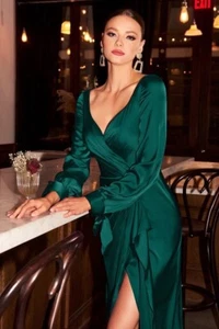 NWT Cinderella Divine 7478C - V Neck Long Sleeve Sheath Dress - Emerald - 22 - Picture 1 of 10