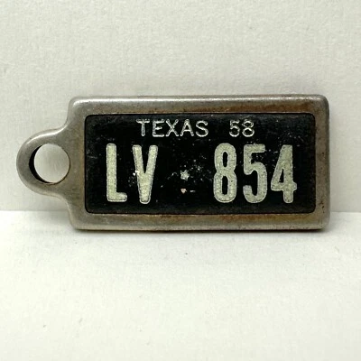 Vtg 1958 Texas Disabled American Veterans DAV Mini License Plate Key Chain Tag - Image 1 of 4
