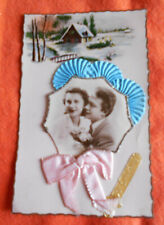 Carte postale ancienne CPA Sainte Catherine couple + eventails, ruban en tissu 