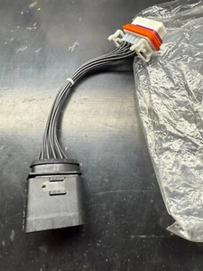 New OEM Porsche Headlight Wiring Harness, Cayenne (2003-2006) 95563123911 - Picture 1 of 2