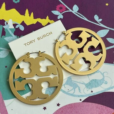 PENDIENTES ARO GRANDES MILLER ORO MATE AUTÉNTICO TORY BURCH - Regalo Día de la Madre’s Foto 1 de 4