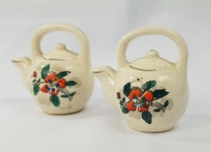 VTG Salt & Pepper Shakers Mini Teapot Glazed Ceramic Japan Japanese Flower - Picture 1 of 7