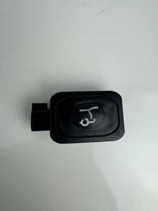 2019 15 16 17 18 LINCOLN MKC TAILGATE OPEN RELEASE SWITCH BUTTON BB5T-14K147-BA - Picture 1 of 5