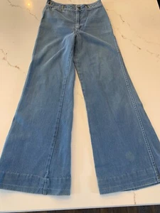 Vintage 70s VICEROY Bell Bottom Light Wash Denim Jeans Size ( 7) 24” Waist - Picture 1 of 10