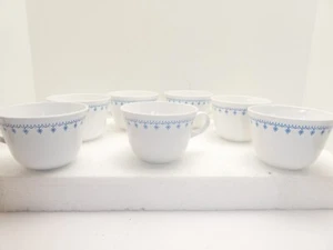 Corelle Livingware Copo de Nieve Guirnalda Azul - 7 Tazas de Café/Tazas de Té, 3 Platillos - Imagen 1 de 6