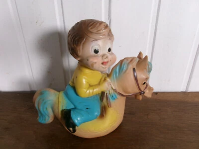 Ancien pouêt enfant sur un cheval à bascule 18 cm art 359 - Photo 1/4