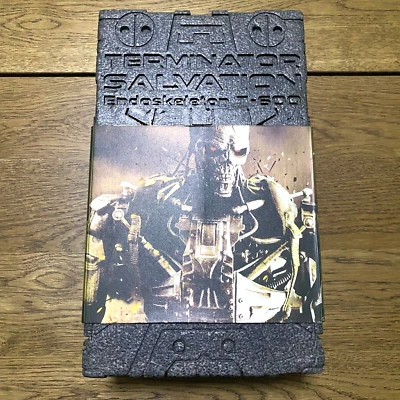 1/6 HOT TOYS : MMS93 TERMINATOR SALVATION T-600 ENDOSKELETON : EMPTY BOX - Image 1 of 4