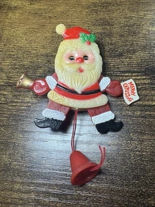 Vintage RETRO PLASTIC “JUMPING SANTA” CHRISTMAS PULL-STRING BROOCH PIN-Eyes Roll - Picture 1 of 5