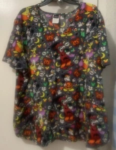 NWT Disney Mickey Mouse and Friends Halloween V-Neck Scrub Top, Women's 3XL - Picture 1 of 10
