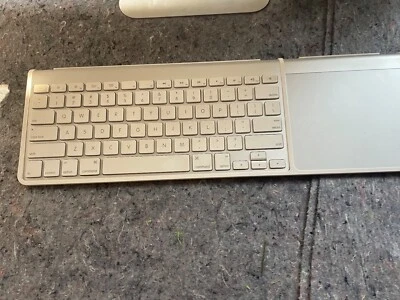 Disco duro Apple iMac 27 pulgadas i5 3,2 GHz 32 GB Ram 1 TB + (ratón y teclado) Foto 1 de 4