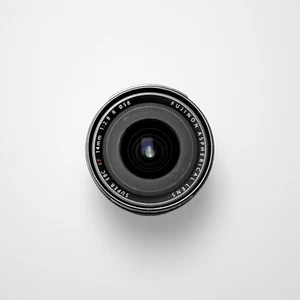 Fujinon XF 14mm f/2.8 R Ultra-Wide Lens for Fuji X – Front & Rear Caps, Clean - Picture 1 of 6
