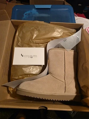 Womens Koolaburra UGG Size 7 - Image 1 of 2