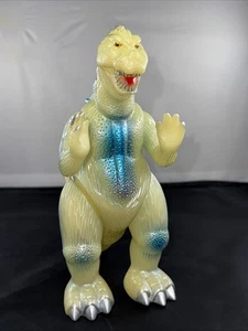 2003 MARUSAN 350 Godzilla 1964 9” GLOW IN THE DARK Sofubi With Bag And Header - Picture 1 of 8