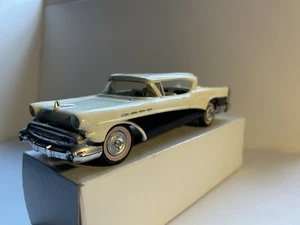 1957 BUICK ROADMASTER DEALER PROMO MODEL - Picture 1 of 7