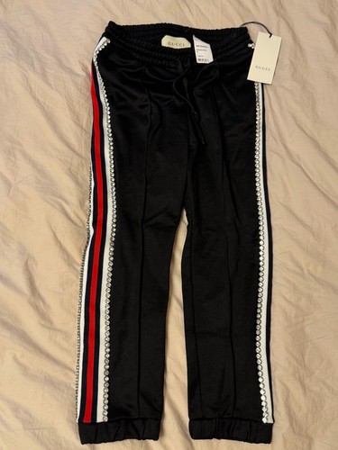 Pantalone Gucci nero con dettaglio diamantato sul lato elegante e unico