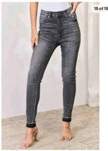 NWT Judy Blue High Waist Tummy Control Released Hem Skinny Gray Jeans 14W - Picture 1 of 10