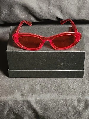 Miu Miu MU 06YS 16H08S Rojo Foto 1 de 4