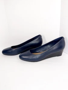 Clarks Navy Pumps Keilabsatz klassisch marineblau maritim gepolstert Slipper 10 W breit - Bild 1 von 15