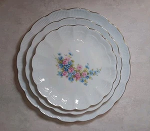 AK Kaiser Bone China Plates (3) Romantica W Germany Floral Gold Rim Scalloped - Picture 1 of 7