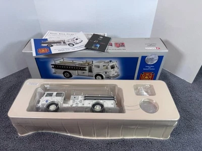 Corgi US50802 Seagrave K Fire Engine NASA Florida Ltd Edition No. 0948 of 4000 - Image 1 of 4