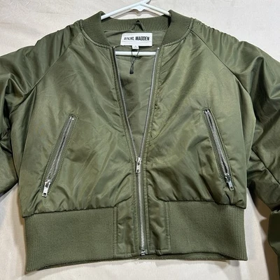 Chaqueta de bombardero Steve Madden Eva verde oliva para mujer pequeña moda ropa de calle Foto 1 de 4