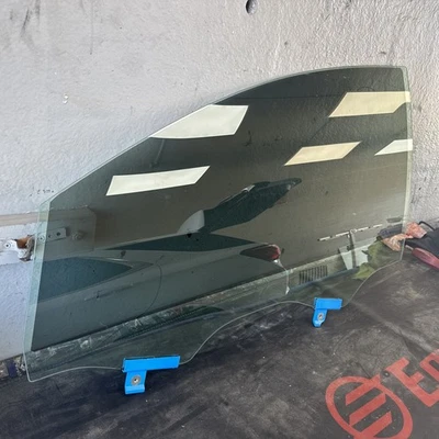 Driver Left Front Door Glass Fits Chrysler 200 Sedan  2015-2017 - Image 1 of 4