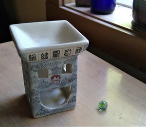 ceramic oil burner tower shape Chinese characters windows smiling face 4" x 5⅜" - Picture 1 of 6