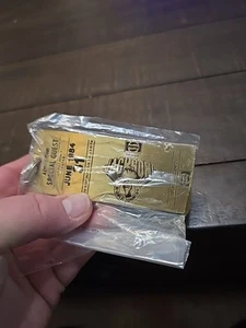 Jackson's World Tour Back Stage Pass Biglietto Portachiavi Ottone, Giugno 1984 Pepsi - Foto 1 di 7