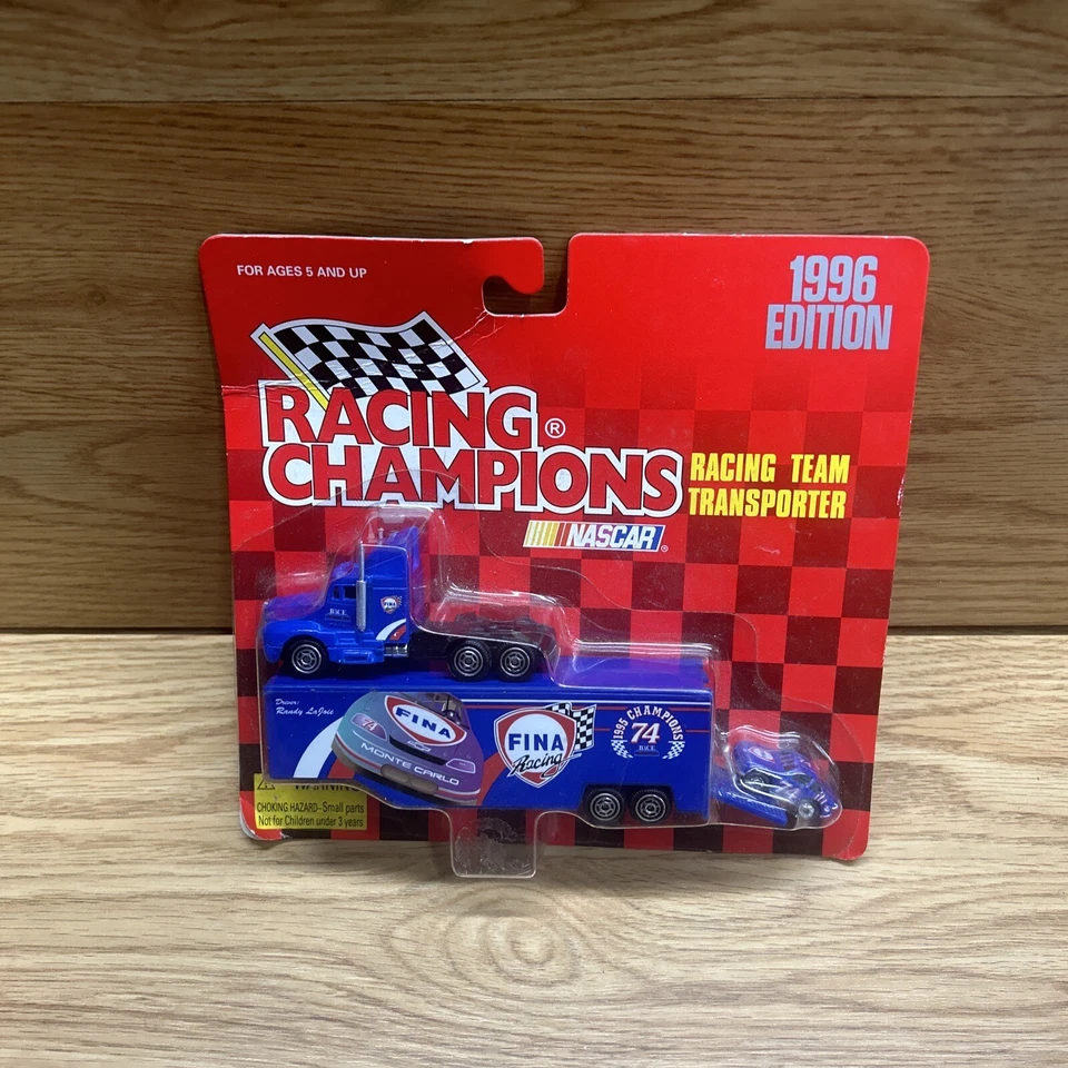 Hermie Sadler 1996 Racing Champions Dewalt Team TRANSPORTER Diecast Hauler & Car
