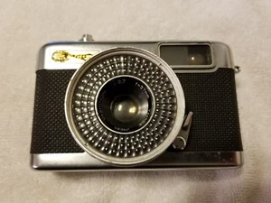 Vintage Yashica EZ-Matic 35mm Camera w/Yashinon 1:2.7 f=37mm Lens (Pre-Owned) - Picture 1 of 5