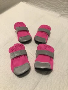 Yusamy Welpen Hundestiefel mit atmungsaktiven Löchern und sparen reflektierendem Riemen klein - Bild 1 von 4