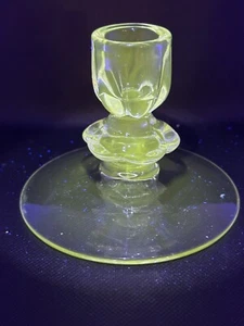 Duncan Miller Glass Co. CANTERBURY Single Candle Holder Manganese Glow! - Picture 1 of 3