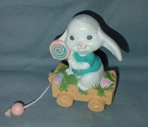 Hallmark MERRY MINIATURES Vintage Bunny RABBIT PULL WAGON 1988 Figurine EC - Picture 1 of 9