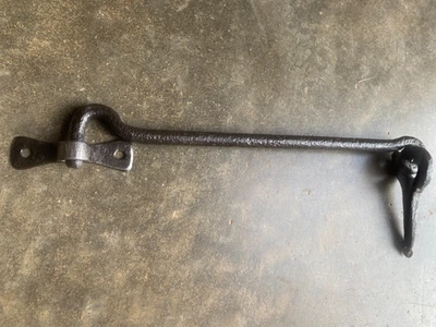 Ancien crochet 38 cm fer forgé pour porte volet grille, serrure penture - Photo 1/4