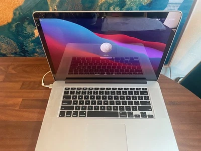 MacBook Pro (Retina, 15-inch, Mid 2014, 1TB, 16GB, 2.8GHz) Bundle with cord &box - Image 1 of 4