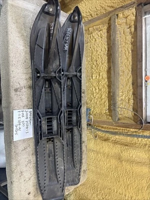 2008 Polaris Rmk 800 Gripper Skis Runners Slides Set Pair 394 - Image 1 of 4