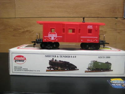 HO SANTA FE 36' BAY WINDOW RED CABOOSE BY MODEL POWER SANTA FE #8241 - Image 1 of 4